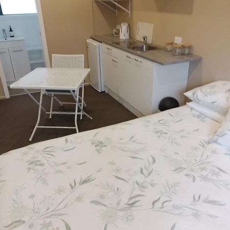 Best Budget Bed And Ensuite - Private Access Close To Beach Waihi Zewnętrze zdjęcie